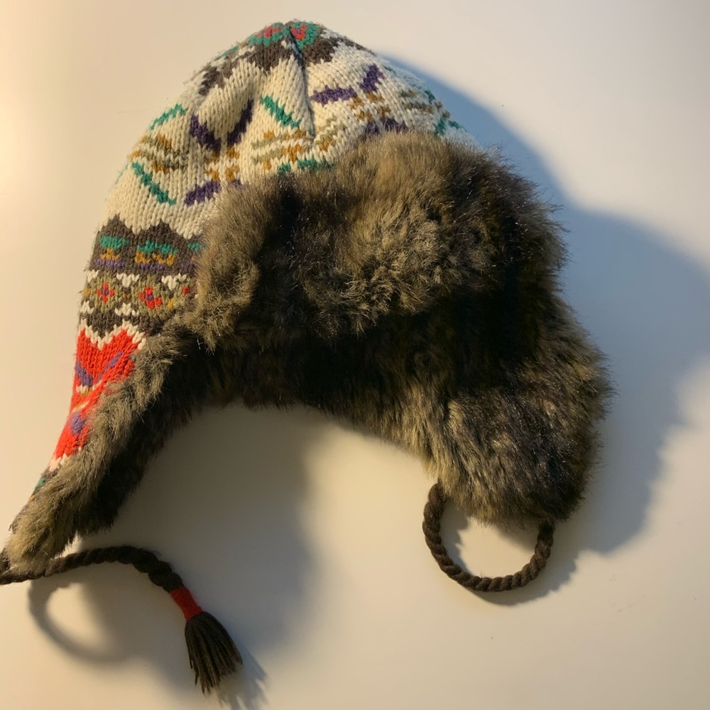 Winter hat - Picture 2 of 2
